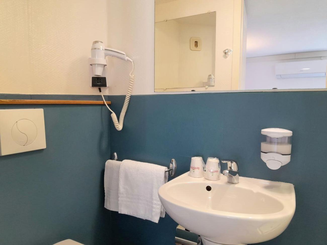 Fasthotel Ναρμπόν Εξωτερικό φωτογραφία